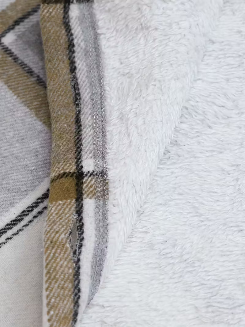 Cozy Plaid Hooded Jacket with Fleece Lining